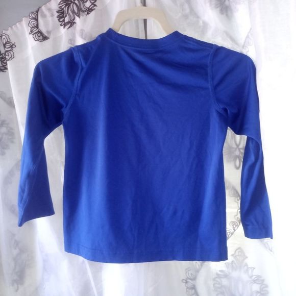 Nike top size 5 ( box CT ) - Picture 2 of 2